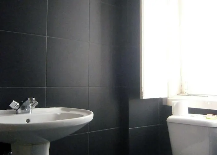 Republica Bananas Homestay Lisbon